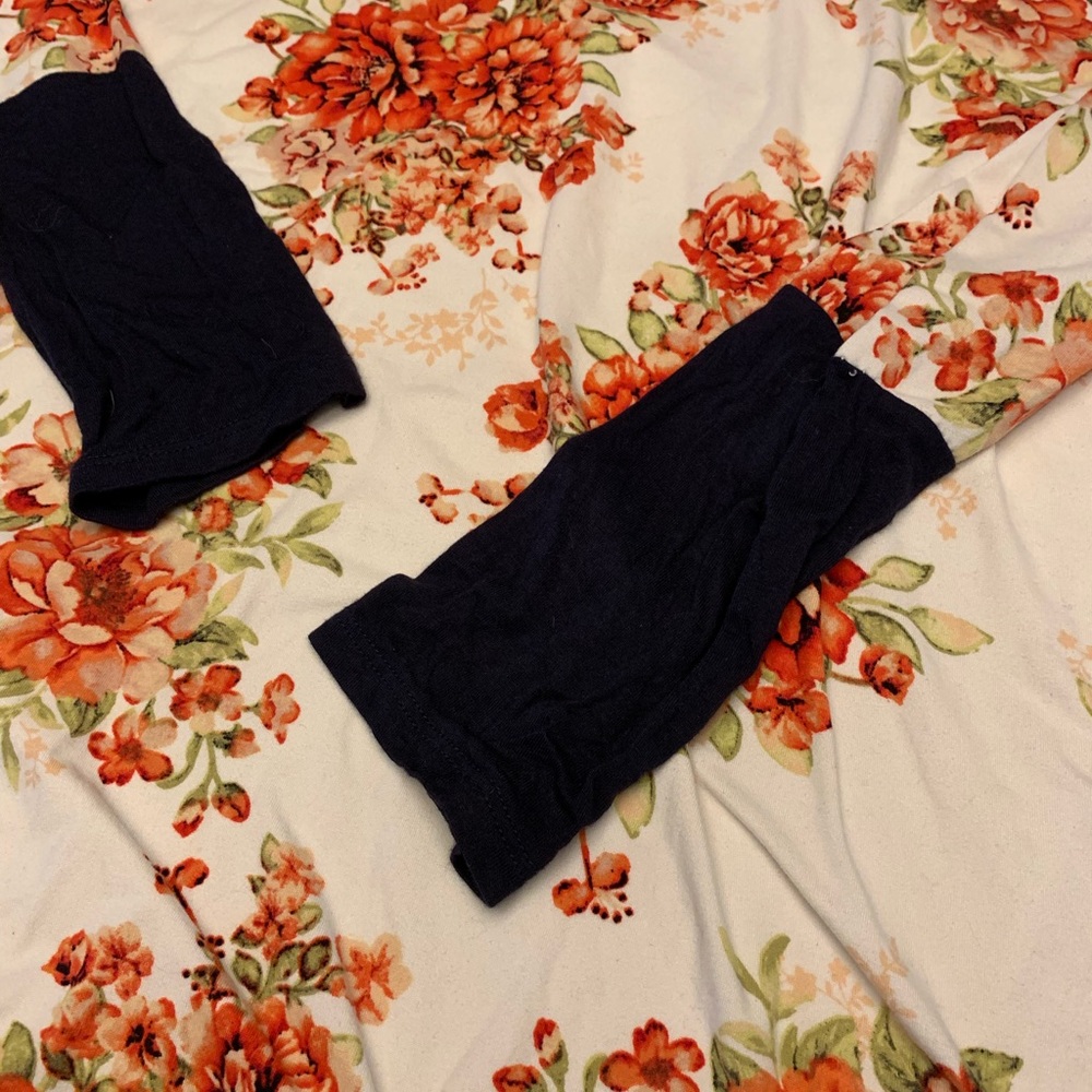 Flower tunic - Picture 2 of 5